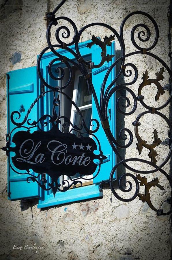 La Corte Appartamenti リヴィーニョ エクステリア 写真